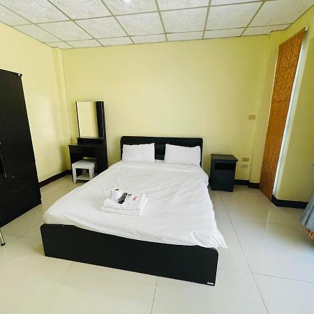 Br-Guesthouse Pattaya Buitenkant foto