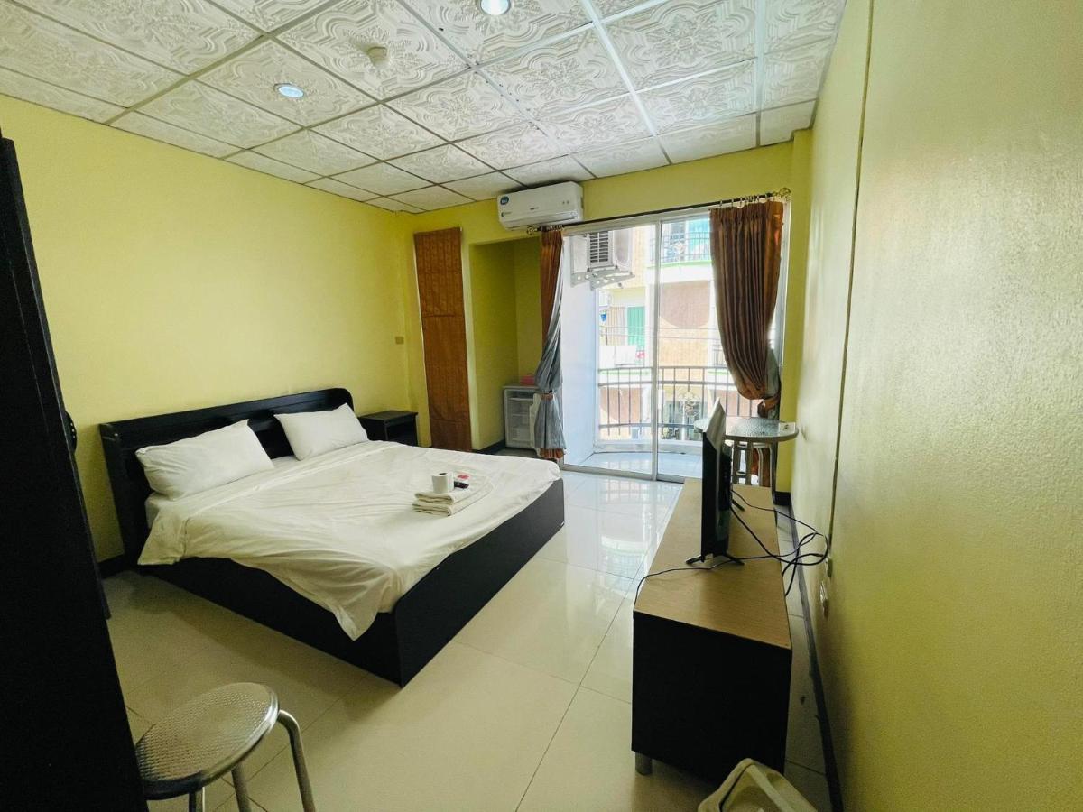 Br-Guesthouse Pattaya Buitenkant foto