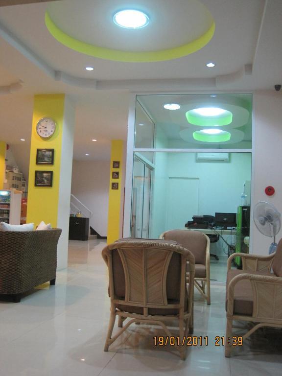 Br-Guesthouse Pattaya Buitenkant foto