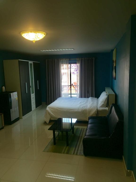 Br-Guesthouse Pattaya Buitenkant foto