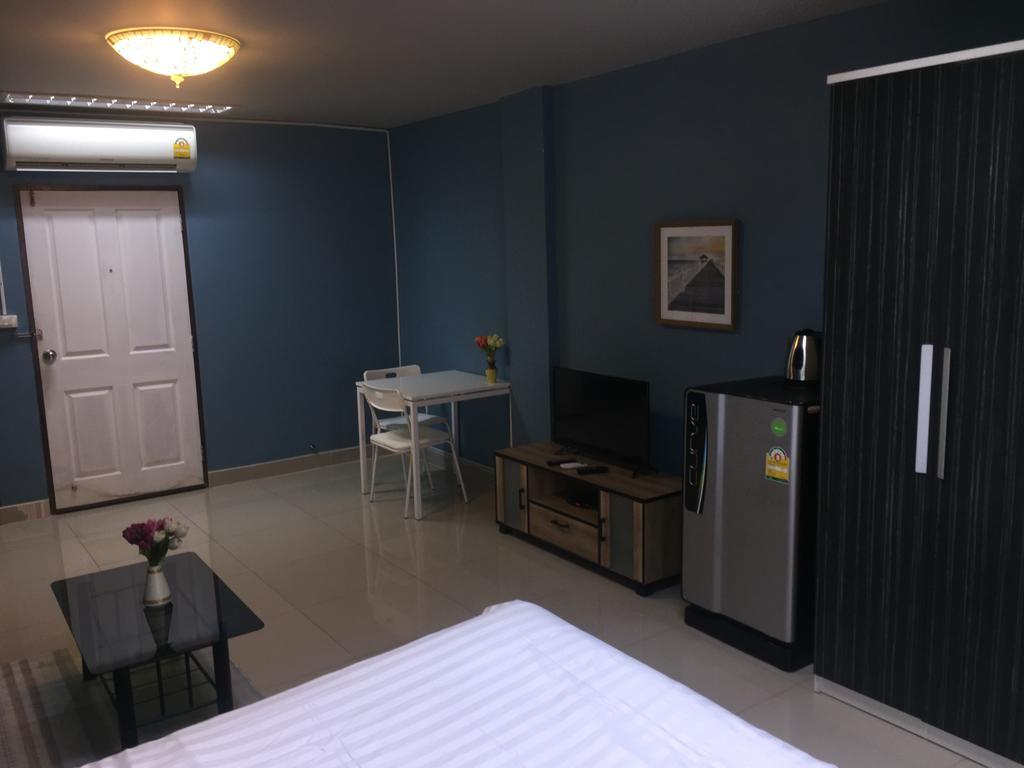 Br-Guesthouse Pattaya Buitenkant foto