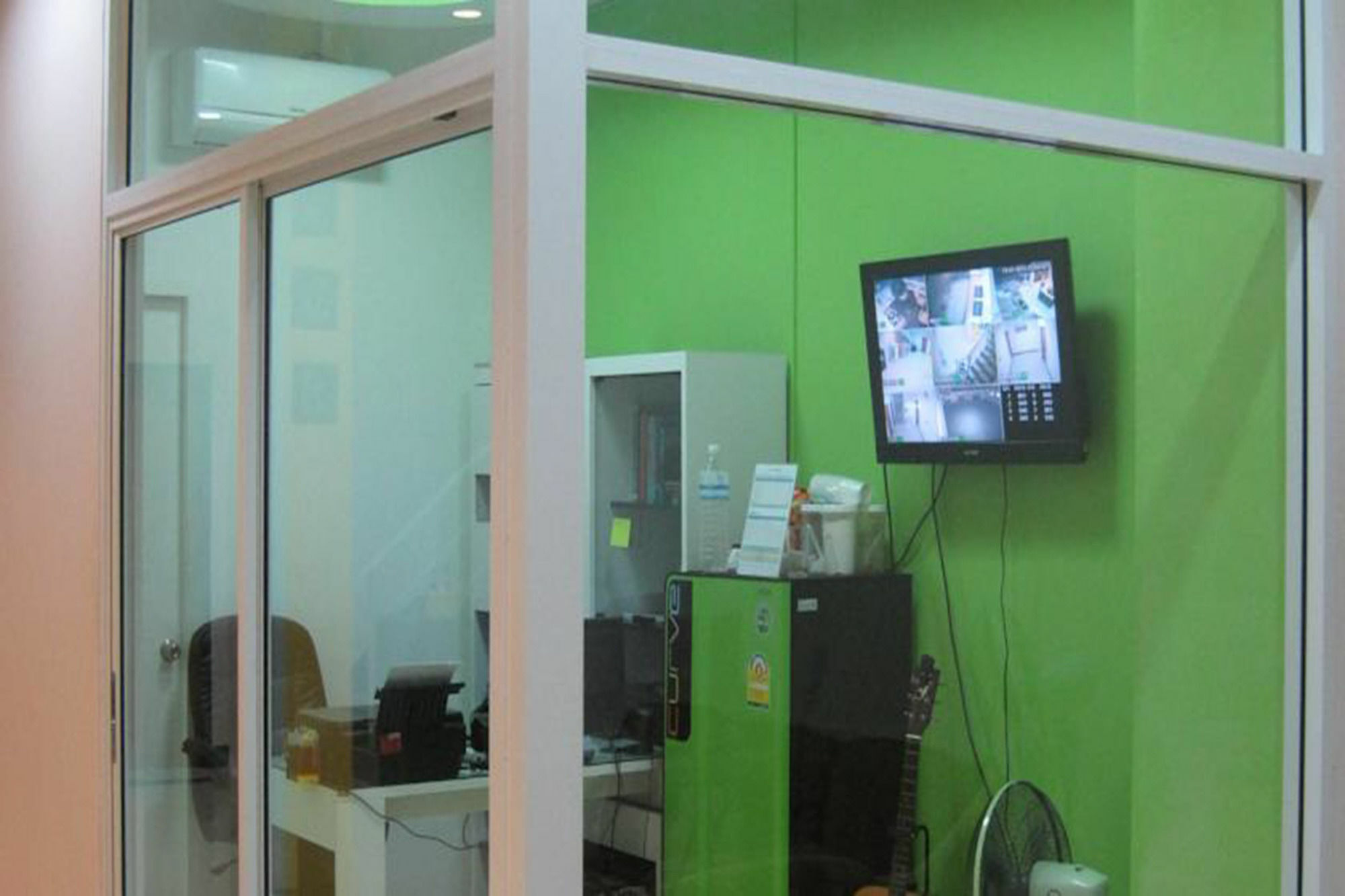 Br-Guesthouse Pattaya Buitenkant foto